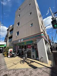 コンビニ　セブンイレブン江東東陽5丁目店（コンビニ）まで60m