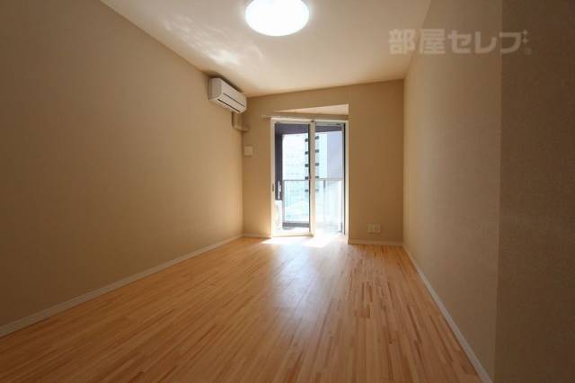 居室・リビング　日当たりの良いお部屋です。