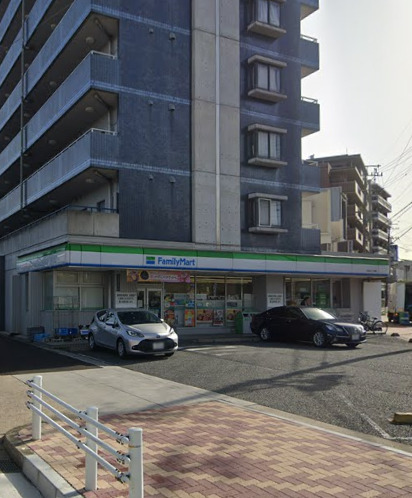 コンビニ　ファミリーマート 今池三丁目店（コンビニ）まで309m