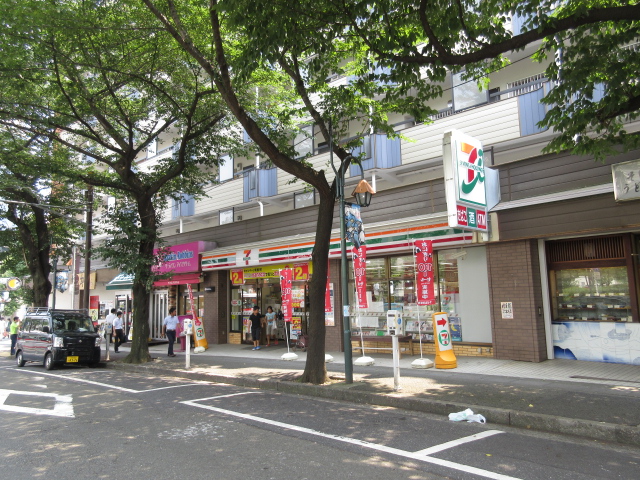 コンビニ　セブンイレブン川崎鷺沼中央店（コンビニ）まで78m