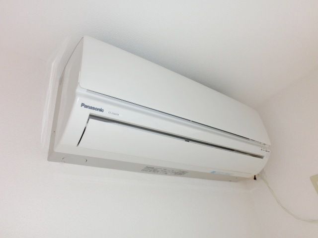 その他設備　エアコン１基。