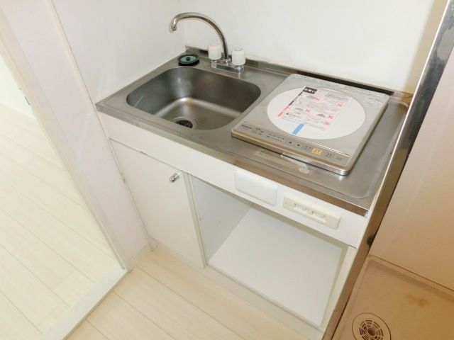 キッチン　コンパクトなＩＨミニキッチン。