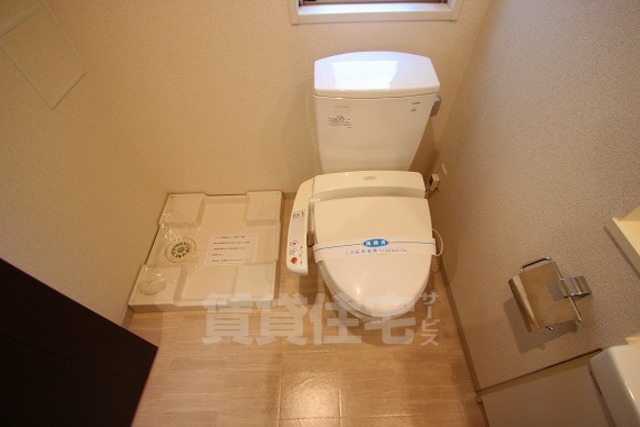 ＪＲ大阪環状線 大阪城公園駅 徒歩6分 15階建 築19年のトイレ写真