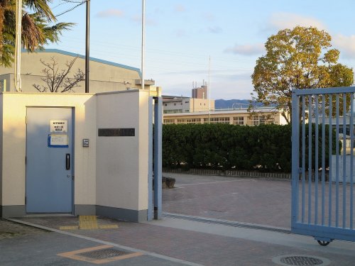 岩田町5丁目貸家の周辺写真