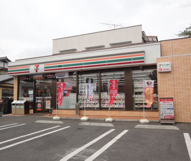 コンビニ　セブンイレブン柏旭町4丁目店（コンビニ）まで764m
