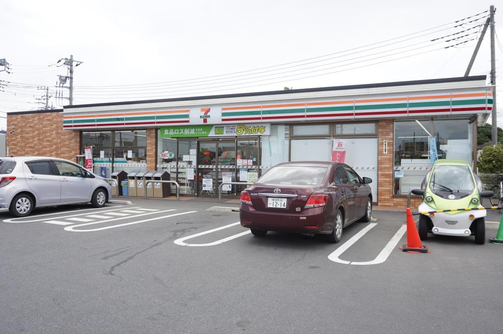 コンビニ　セブンイレブン 川口石神店（コンビニ）まで906m