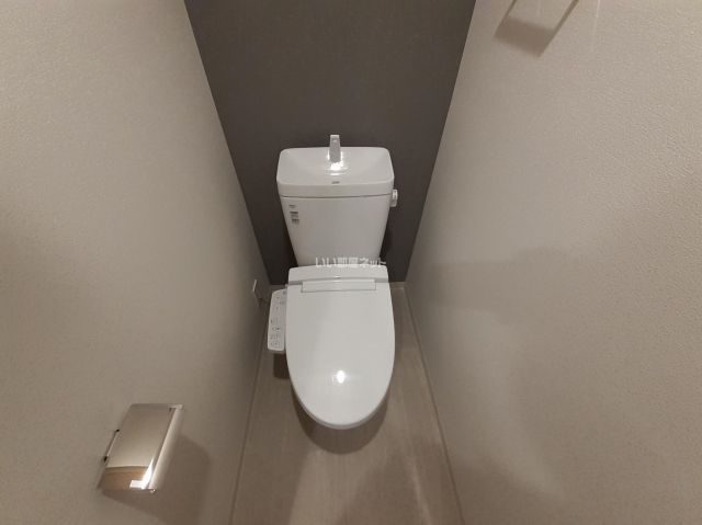 ＪＲ山陽本線 兵庫駅 徒歩7分 12階建 築4年のトイレ写真