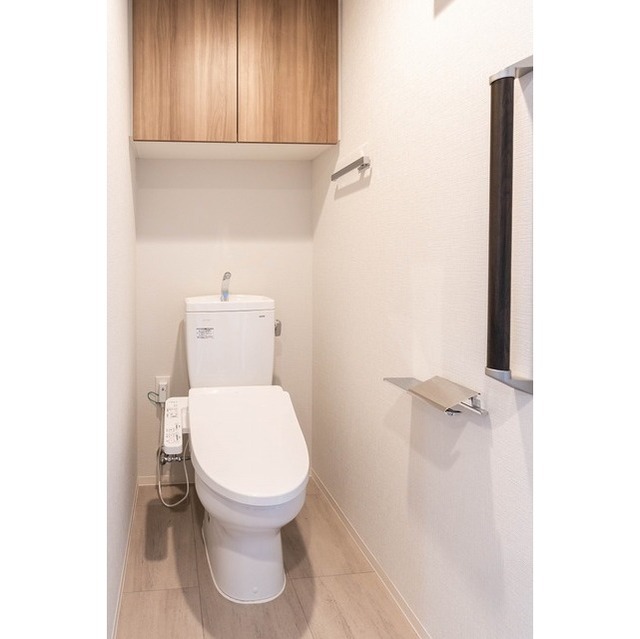 コンフォリア・リヴ板橋のトイレ写真