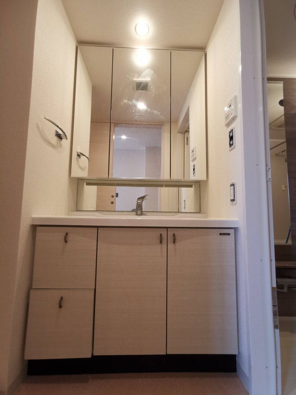 洗面設備　※こちらのお写真は他部屋になり参考写真です※