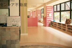 幼稚園・保育園　たつのこ保育園（幼稚園・保育園）まで395m