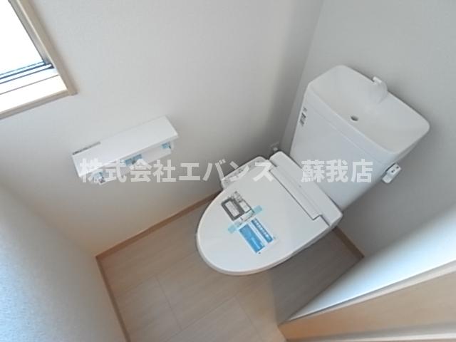 トイレ　清潔感のあるトイレです