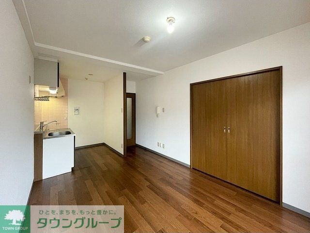 シャルネ95の居間写真