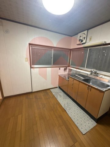 羽曳野市島泉7丁目戸建ての居間写真