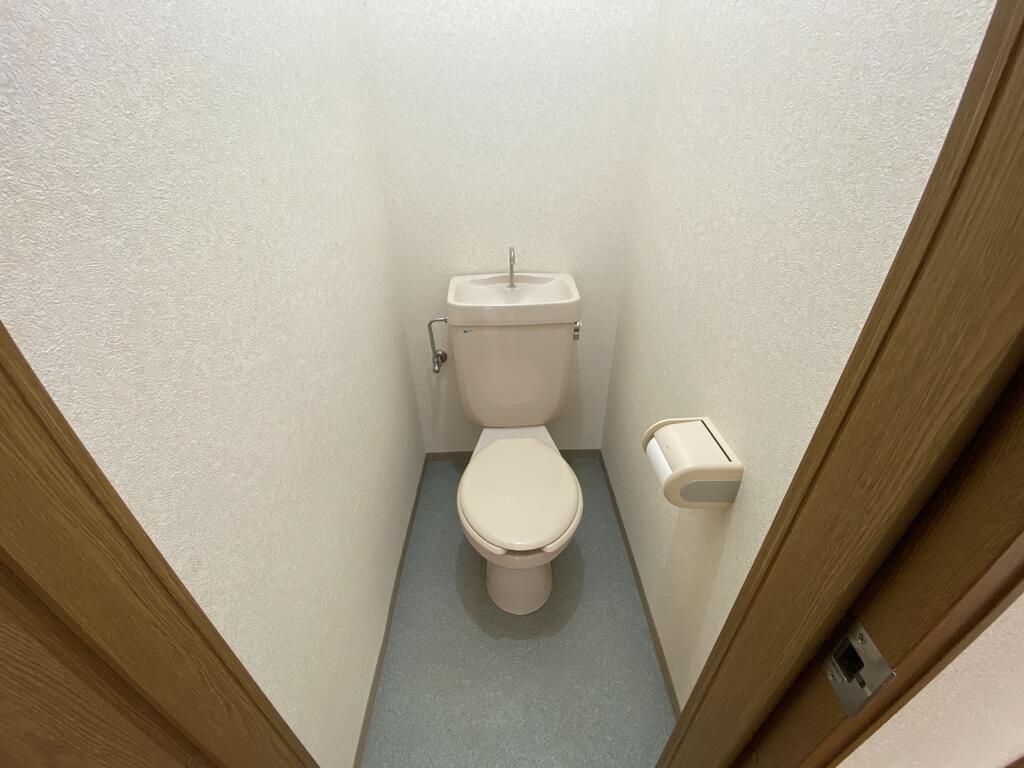 トイレ　※別部屋参考写真
