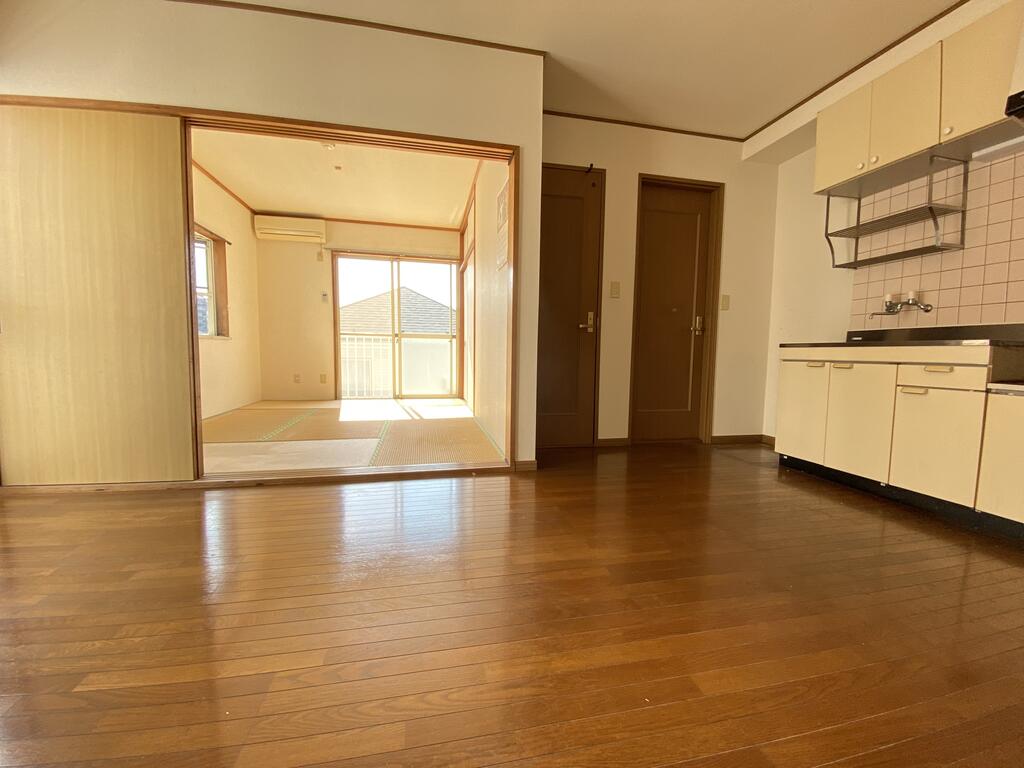 居室・リビング　※別部屋参考写真