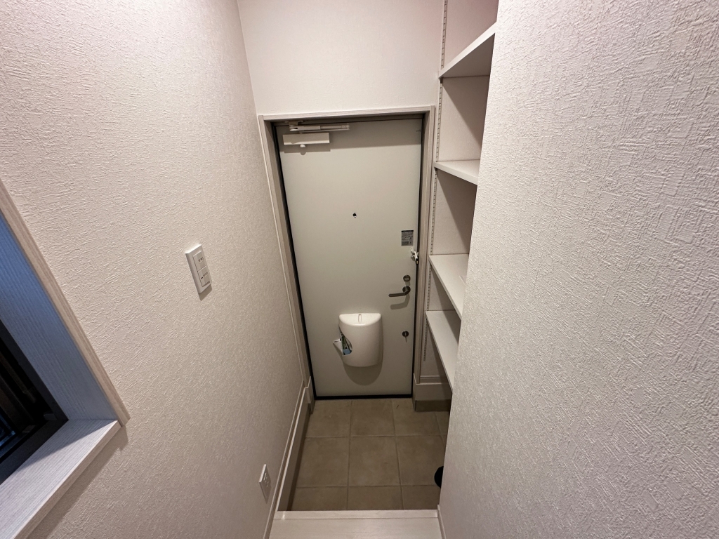 アリビア山手の玄関写真