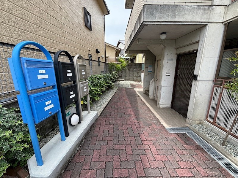 パラドス甲東園の外観写真