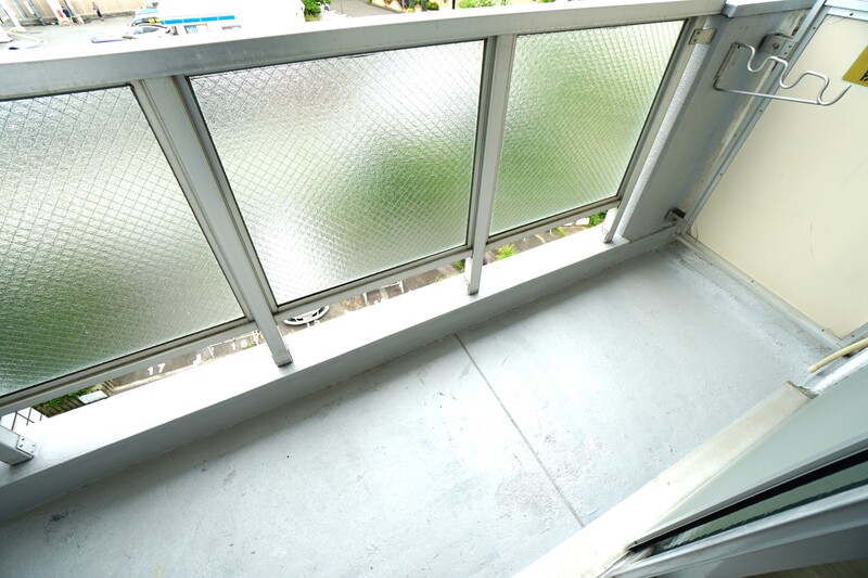 地下鉄今里筋線 井高野駅 徒歩9分 5階建 築38年の内装写真