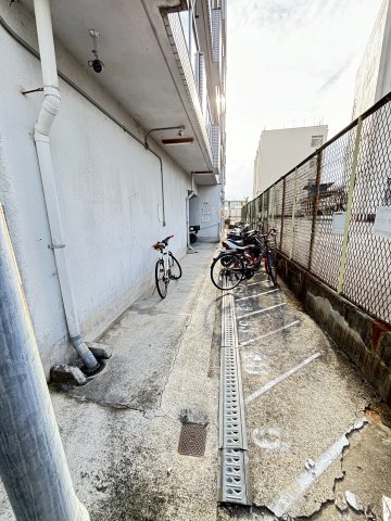 地下鉄今里筋線 井高野駅 徒歩9分 5階建 築38年の外観写真