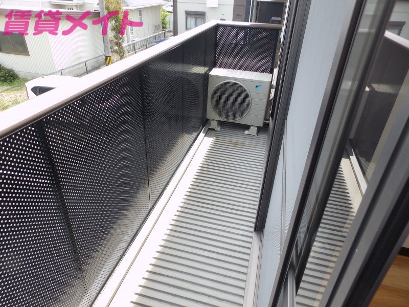 バルコニー　同物件別室参照