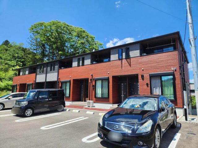 仙台市地下鉄南北線 長町南駅 バス乗車時間：25分 最寄りバス停で下車 徒歩6分 築4年