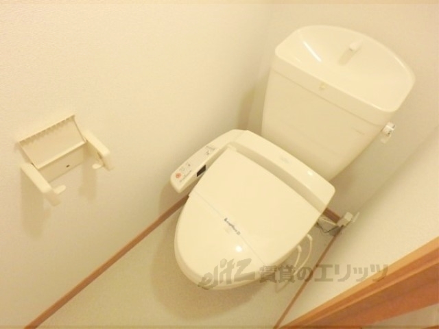 レオパレス浜大津のトイレ写真