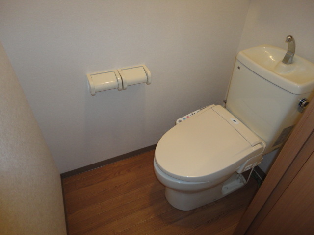 アーバンコートほなみのトイレ写真