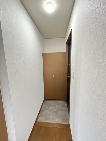 ひるがおAの玄関写真