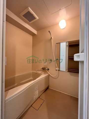 バス・シャワールーム　※参考写真です。同じ間取りの別部屋になります。