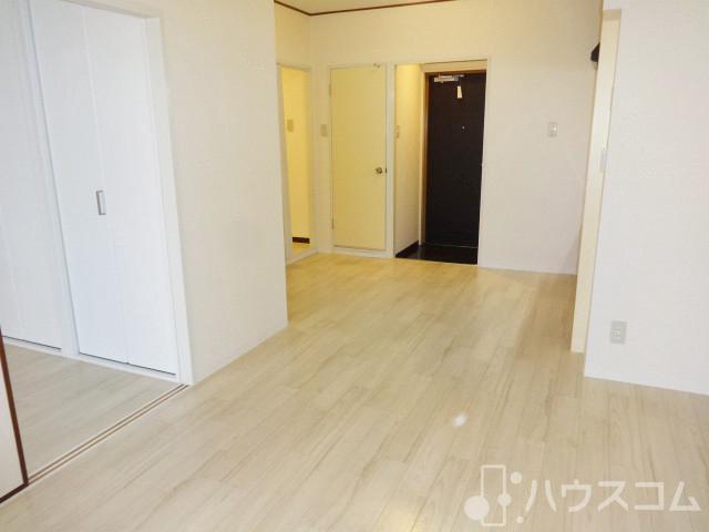 阪急神戸線 十三駅 徒歩5分 11階建 築41年の居間写真