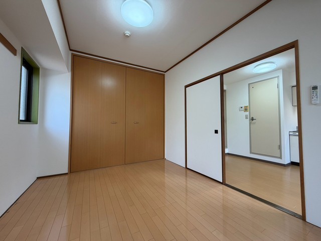 ウィンディア富士見町II番館の居間写真