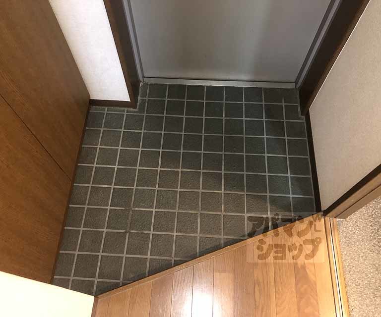 ヴェルデュールの玄関写真
