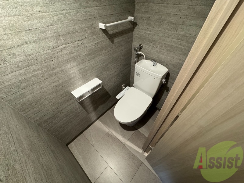 トイレ　こちらはトイレです。清潔感があり、安心して使用できます。