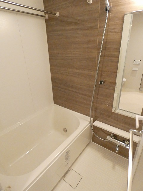 クロスレジデンス神田神保町 CROSS RESIDENCEの風呂写真