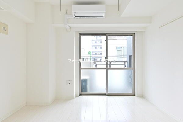 居室・リビング　★《見学予約受付中》当店では契約金がクレジット決済可能です★