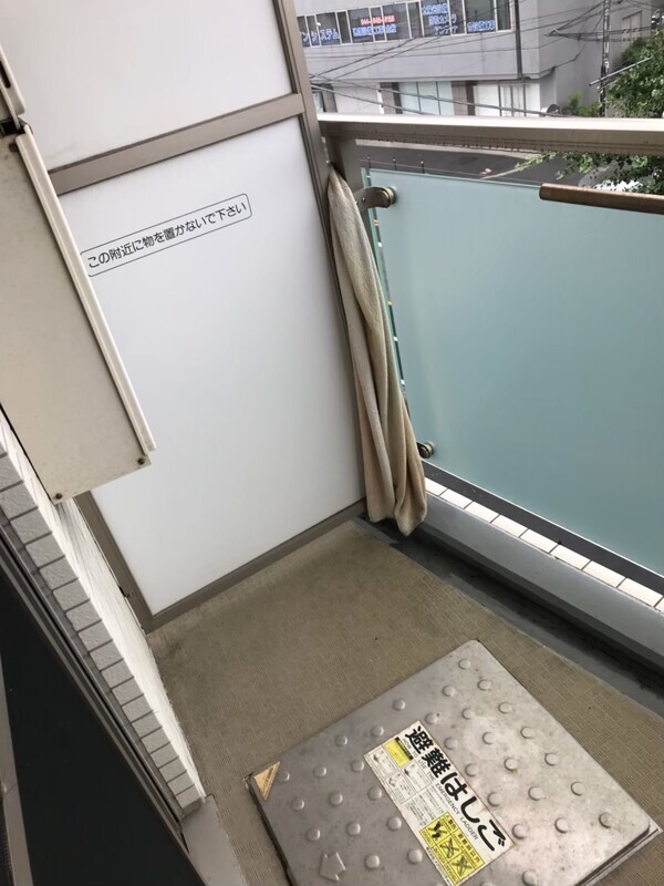 バルコニー