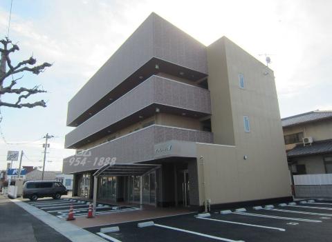 建物外観　外観写真（昼）