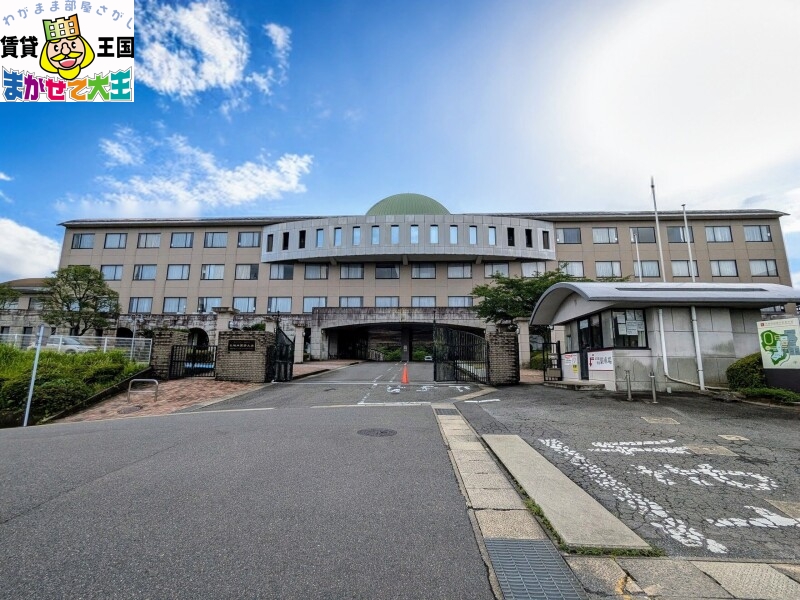 大学・短大　私立長崎外国語大学（大学・短大）まで1111m