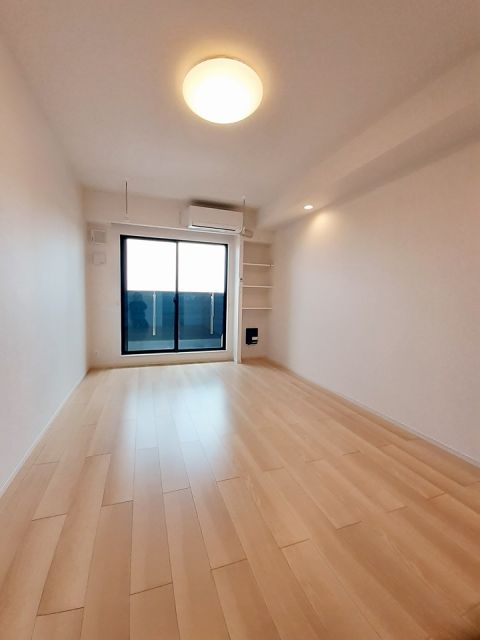 Y sアビタシオン青柳の居間写真