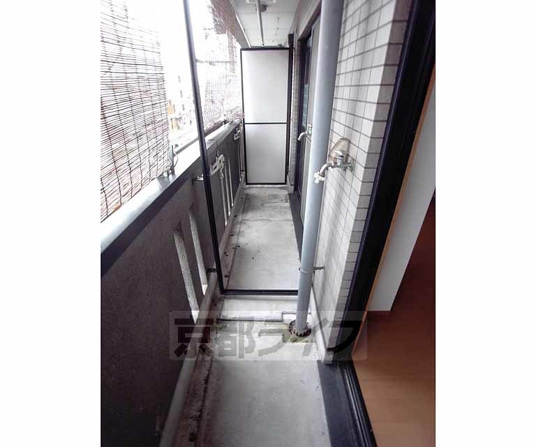 バルコニー　ワンルームのお部屋の流用写真です。