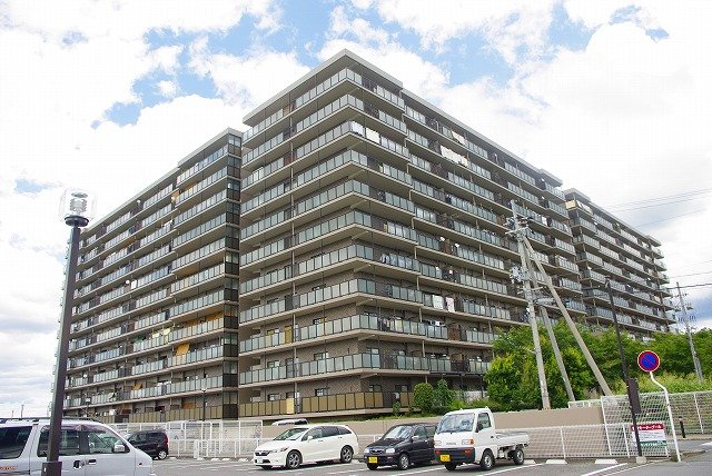 建物外観　人気のマンションの物件です