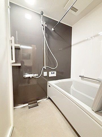 南区日佐2丁目新築工事の風呂写真