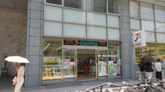 コンビニ　セブンイレブン 名古屋伏見駅北店（コンビニ）まで184m