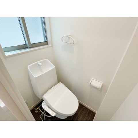 トイレ　落ち着いたトイレです