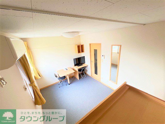 居室・リビング　同タイプ代表写真となり設備仕様は一部異なる場合があります。