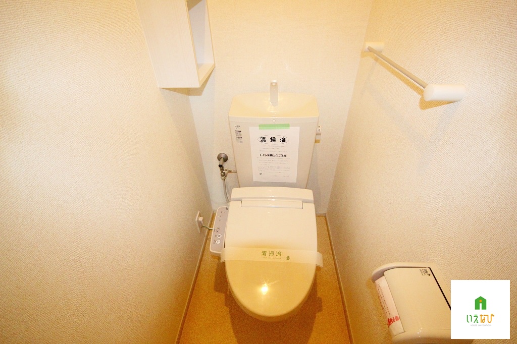 高松琴平電鉄志度線 春日川駅 徒歩10分 2階建 築13年のトイレ写真