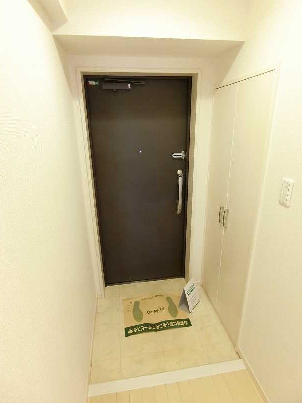 玄関　※同物件、別部屋になります。