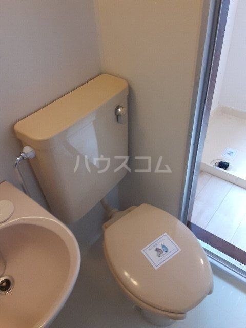 【名古屋市千種区東山通のマンションのトイレ】