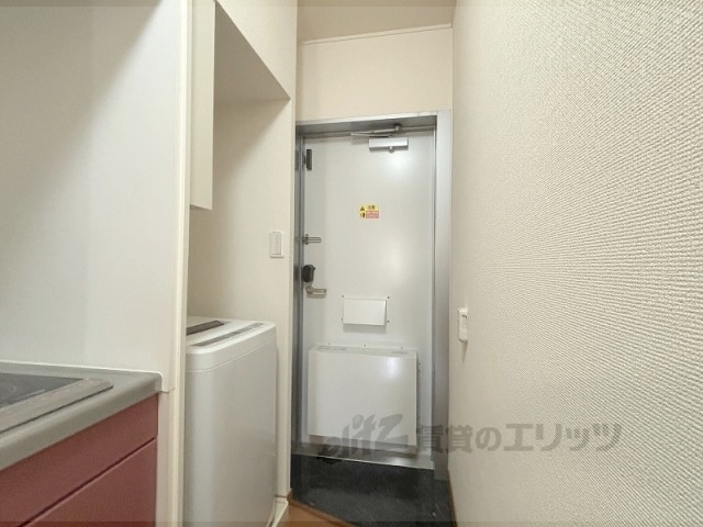 レオパレススカイブルーの玄関写真