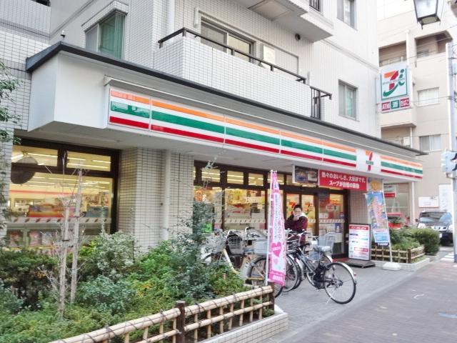 コンビニ　セブンイレブン荏原4丁目店（コンビニ）まで69m